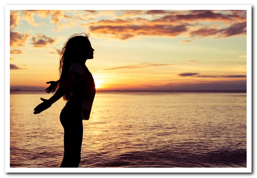 2 Simple Tips for Successful Women To Trust Themselves in a Crisis